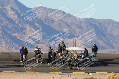 media/Feb-06-2025-Racers Edge (Thu) [[c17ed6f7b1]]/3-Around the Pits-Track Walk/